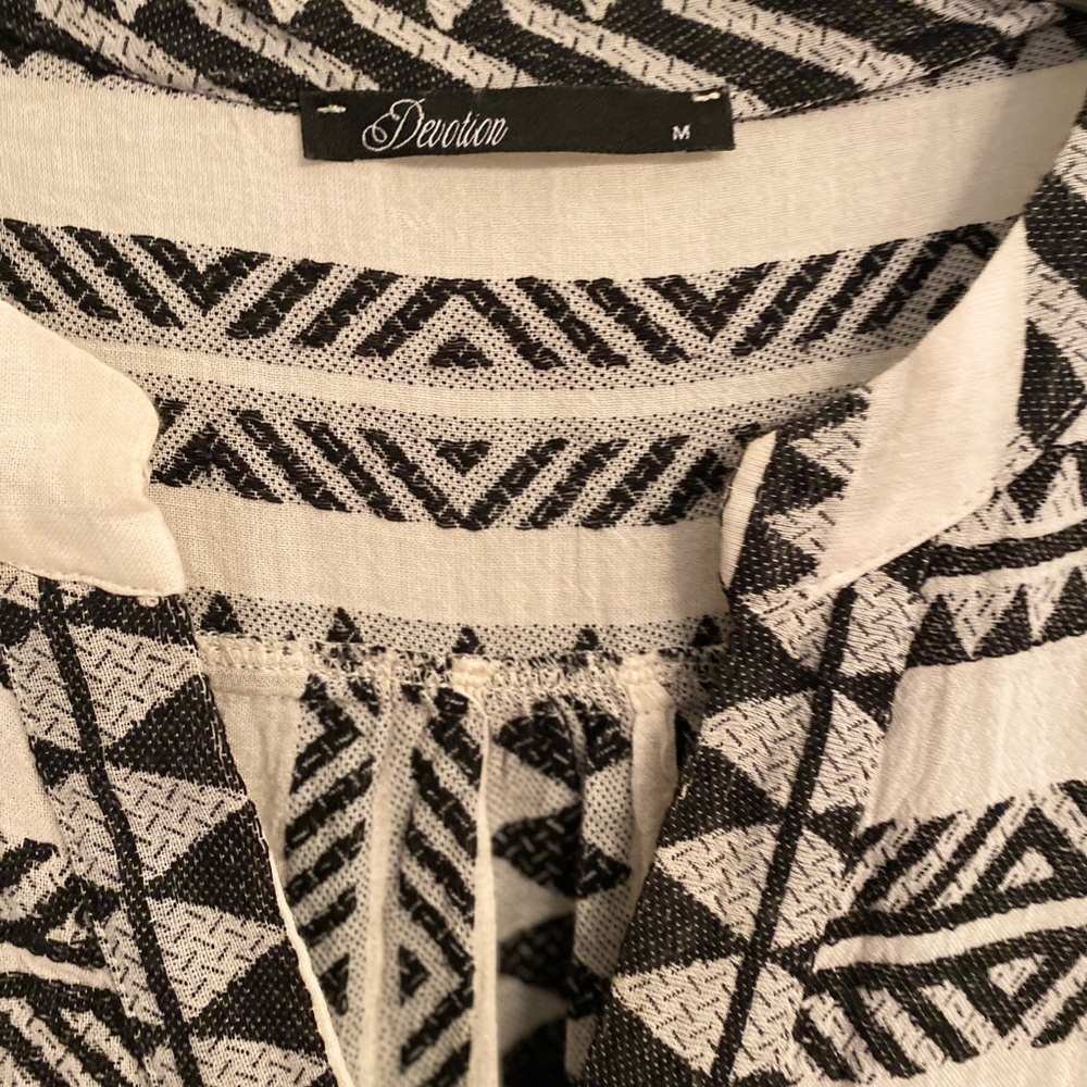 Devotion Petra Embroidered Dress M Anthropologie - Picture 6 of 6